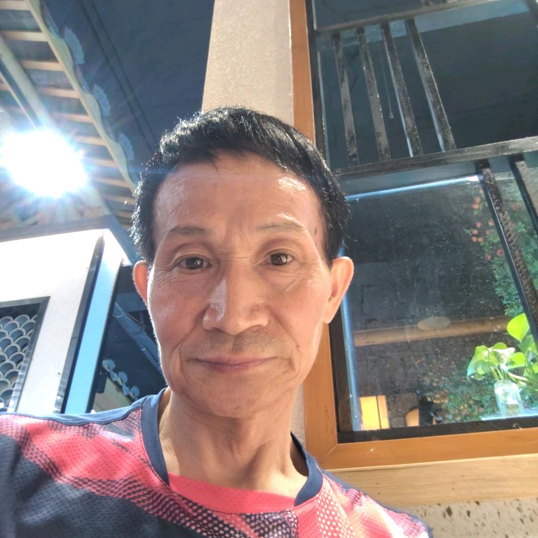 何丁丁