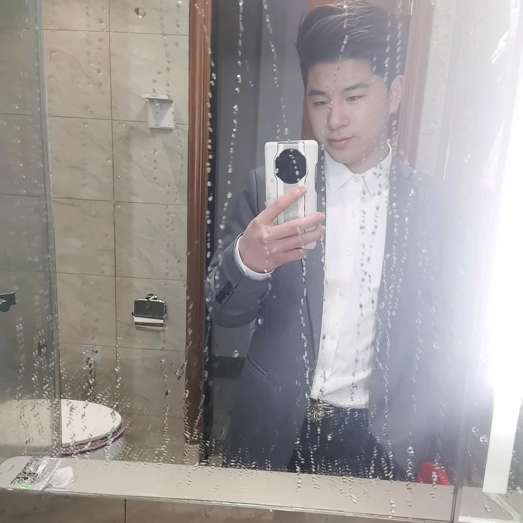 曹钱看，向厚赚