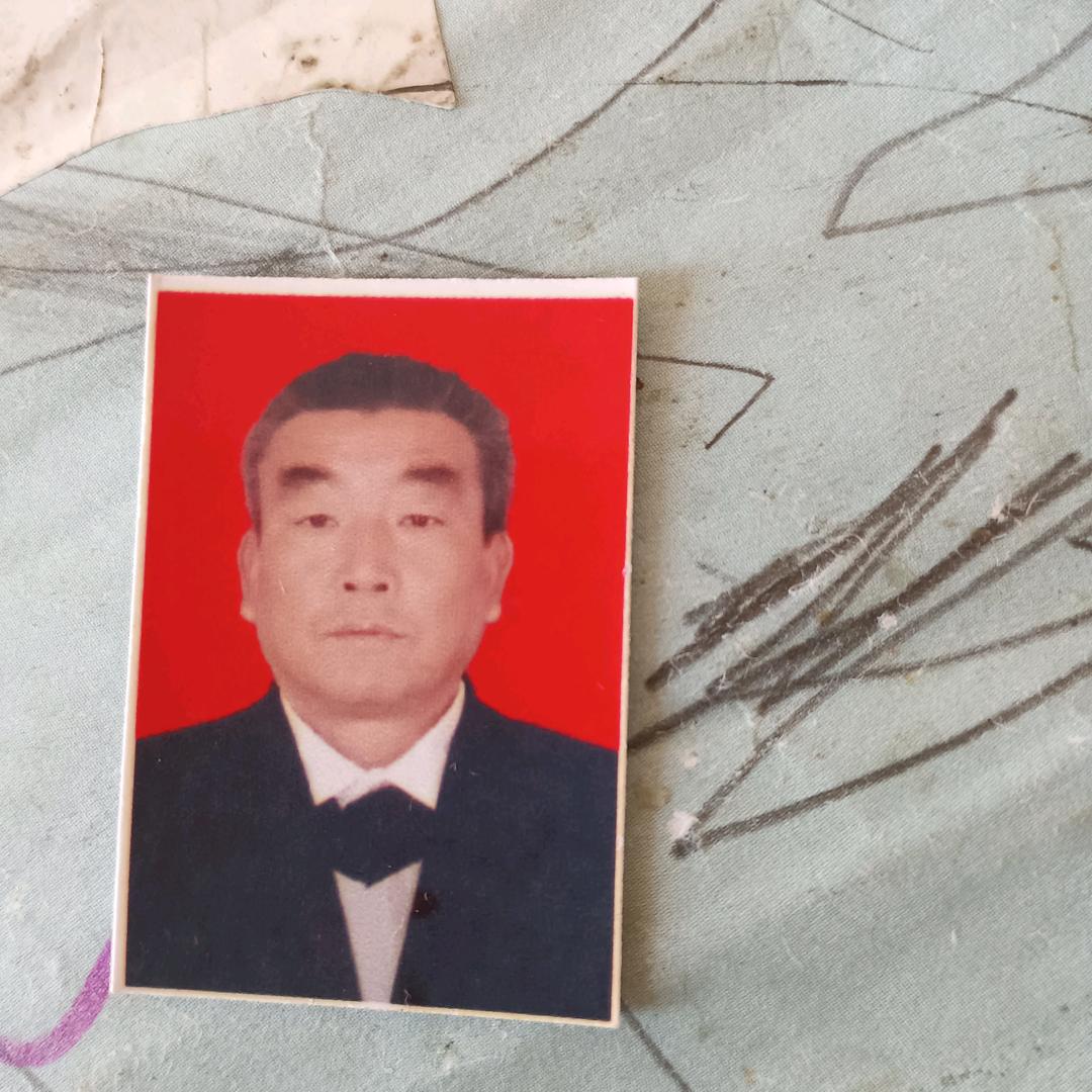 余信义