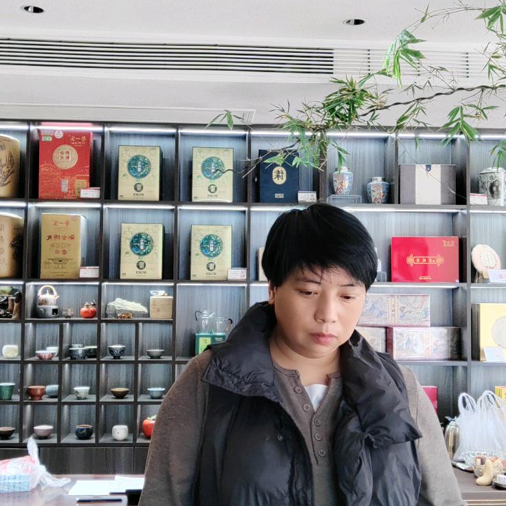 （四香阁茶室）英子