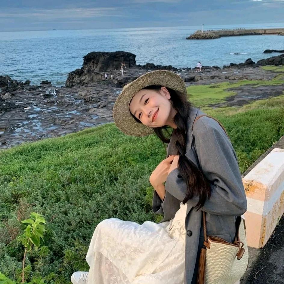 每天瘦一金小姐不吃葱👸