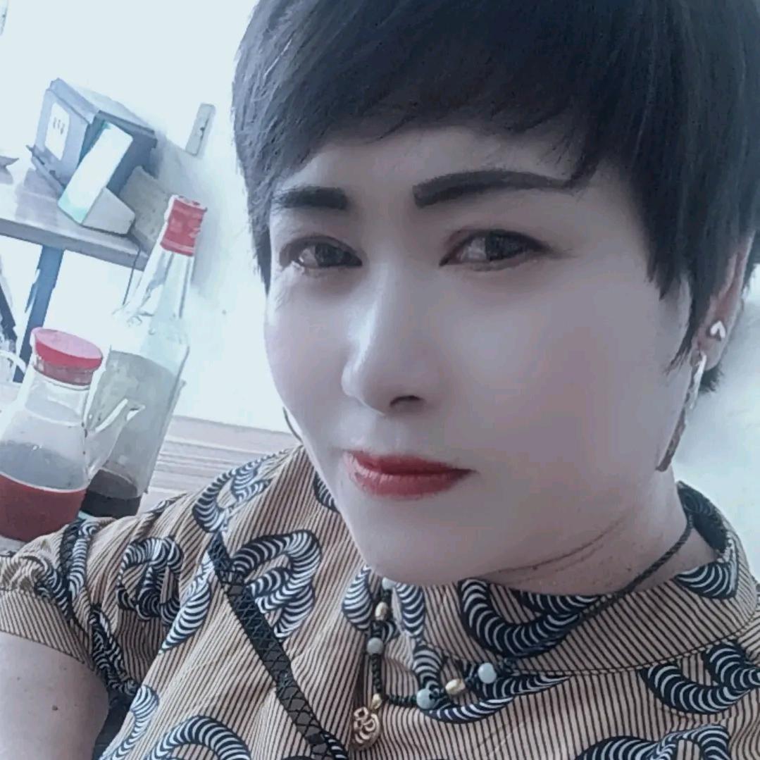 南依落