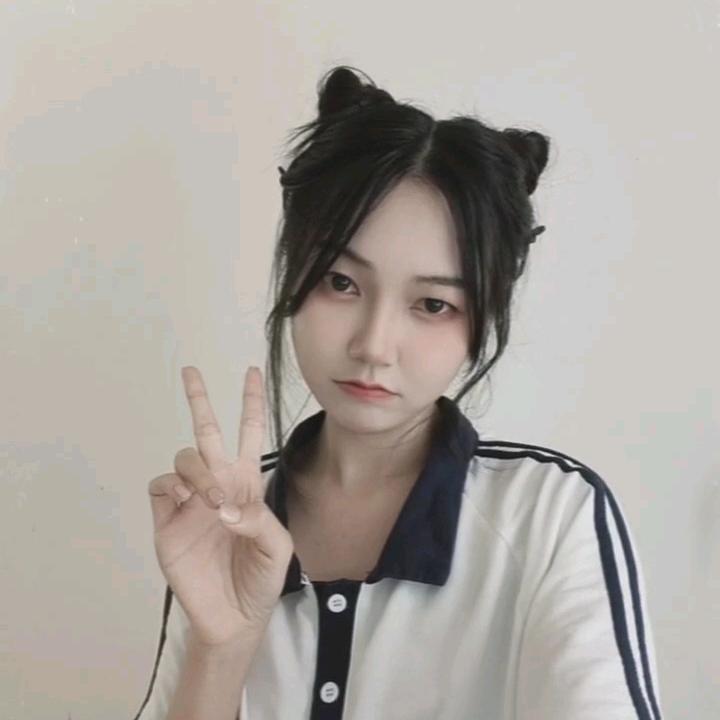 爱唱歌的小鲸鱼