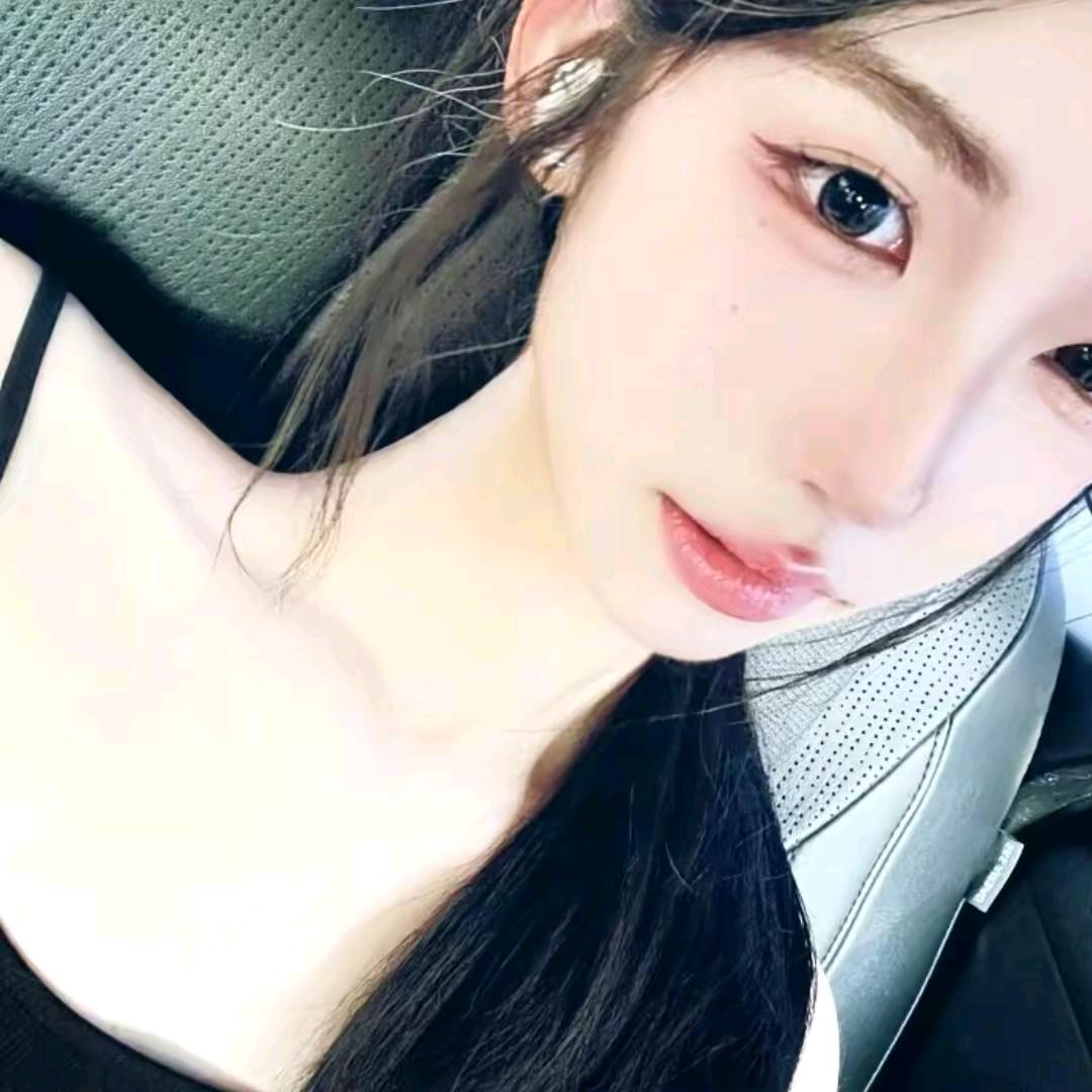 姜悸涵.