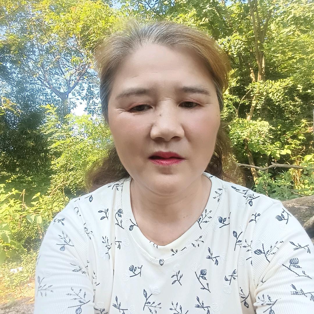 萍水相逢，