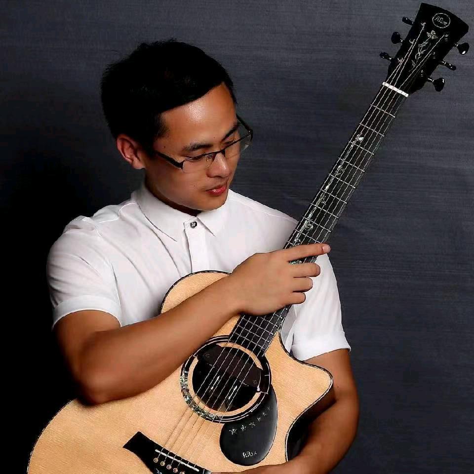 卖大锅菜的吉他尹师傅