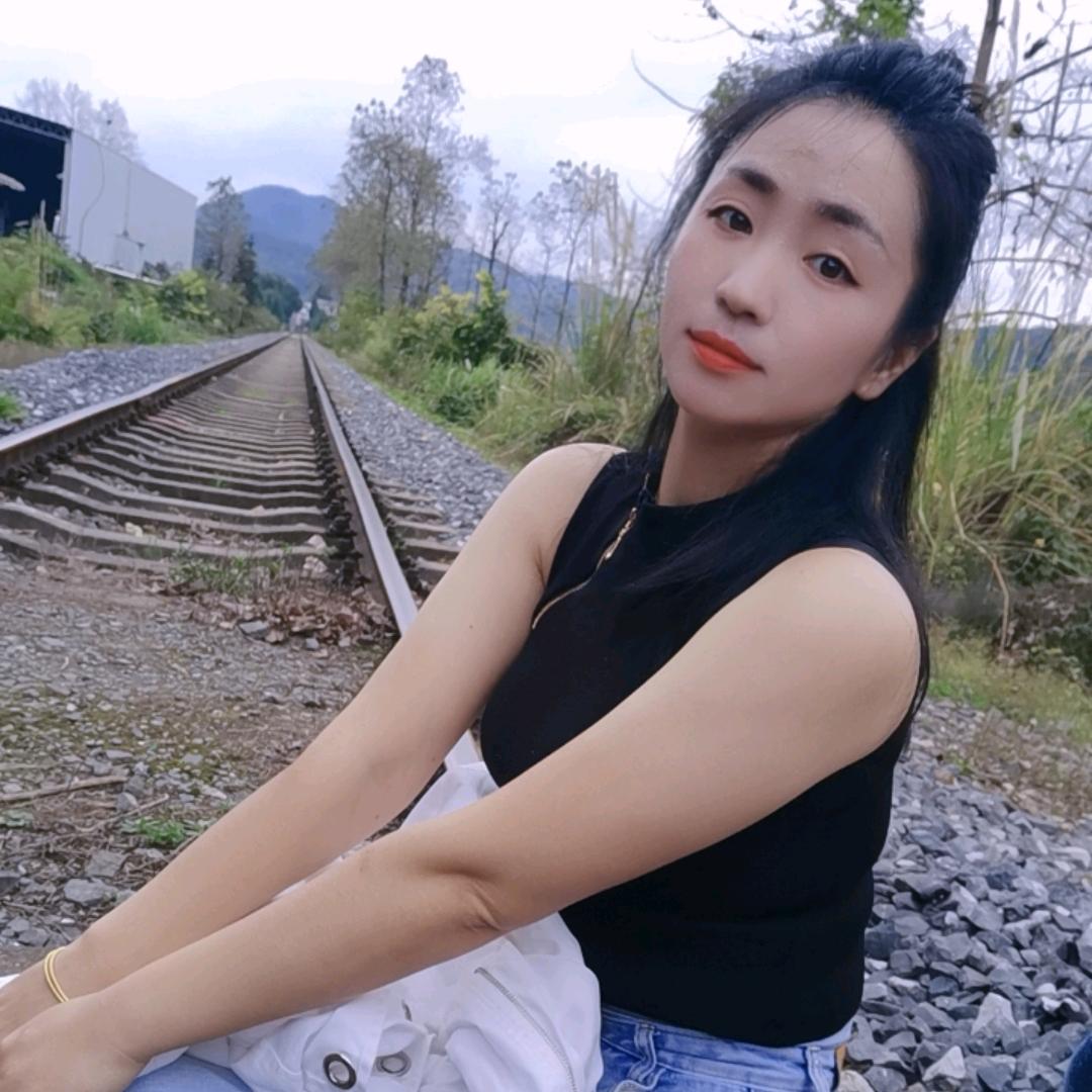 华秀卖房
