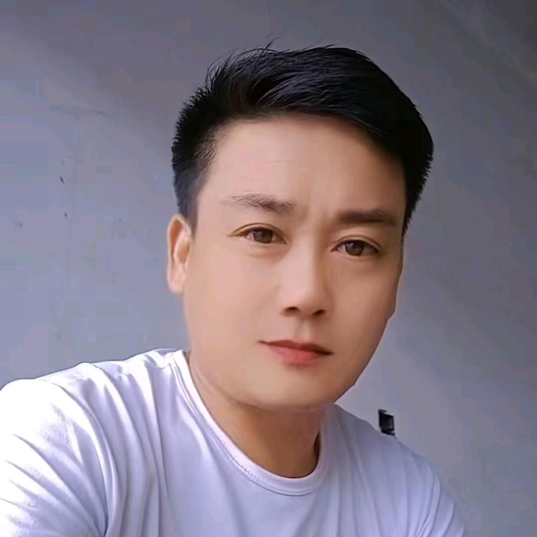 寒亭镇义兴村玲玲乐队