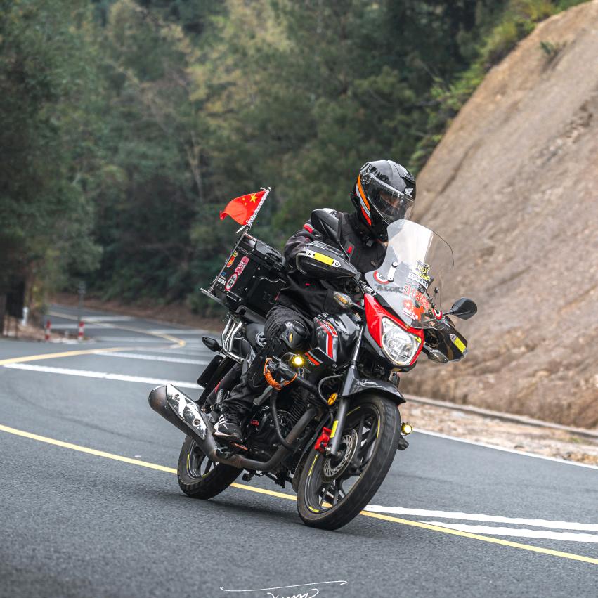 150排量小骑行者 影帝