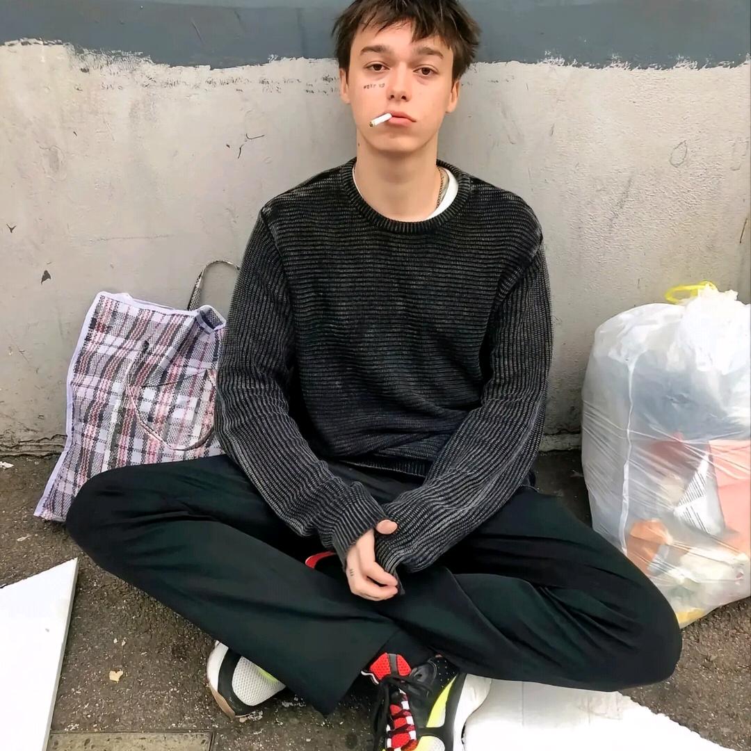 白天吃饭被噎