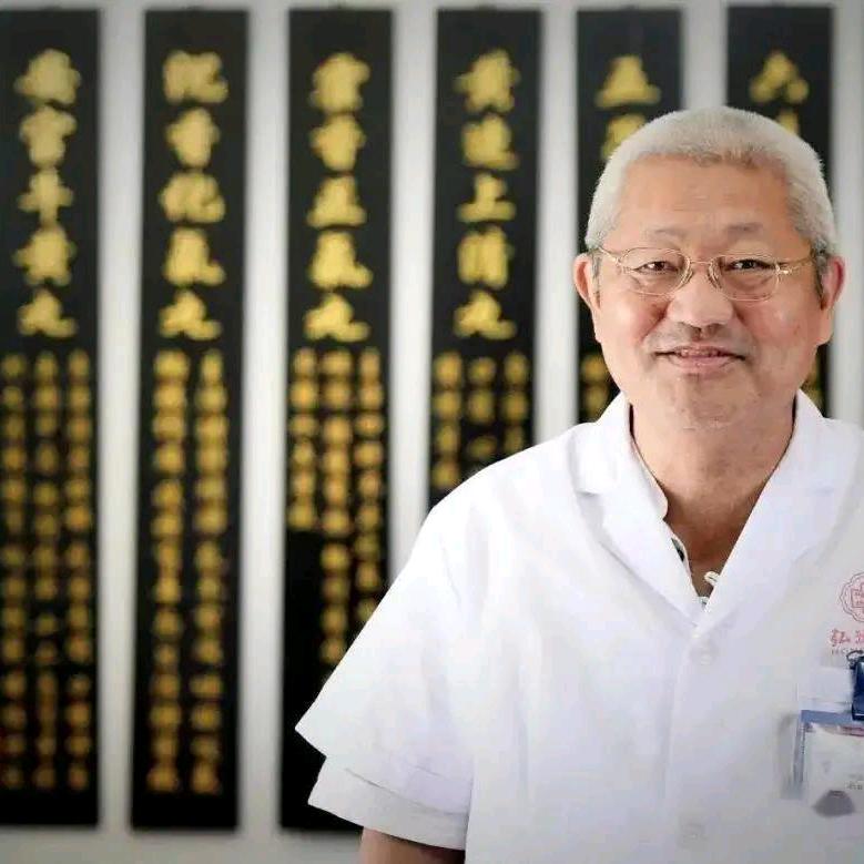 陈老师👨🏻‍⚕️