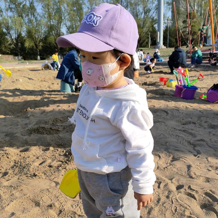 小雪母婴纸尿裤