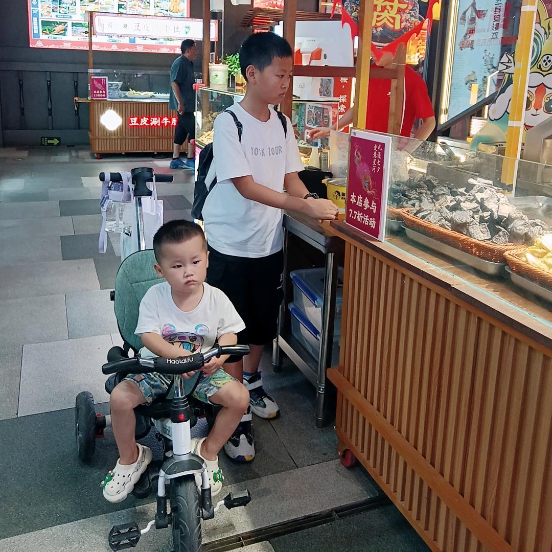 @富平小黄家政（我们有专业的团队）