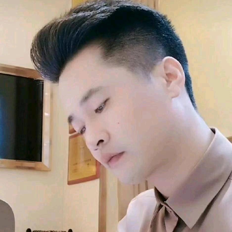 周百福陶少