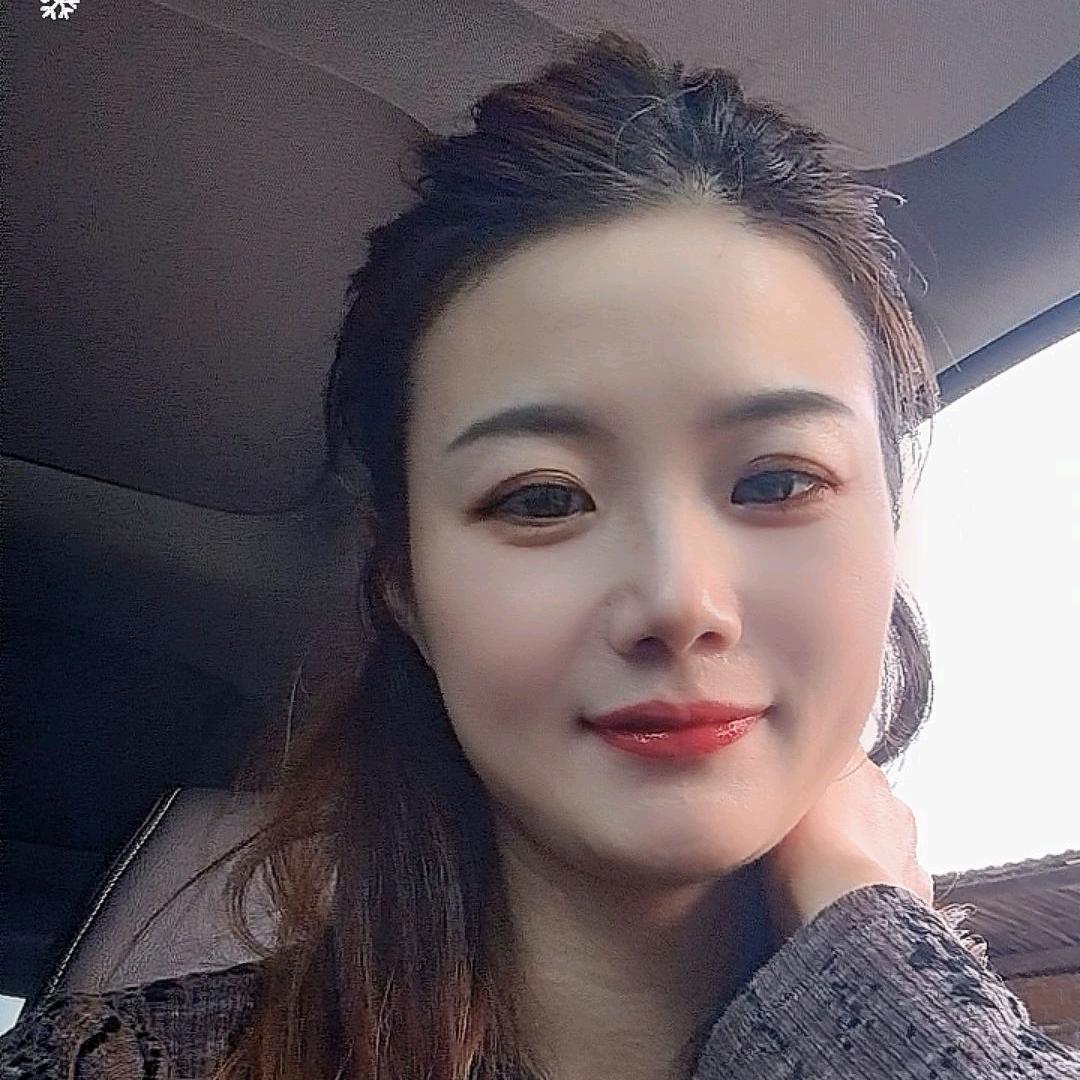 柒月