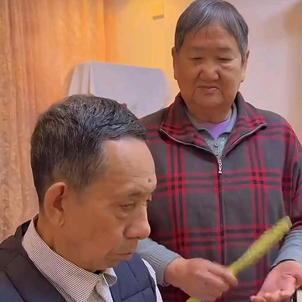 乐乐酱酱