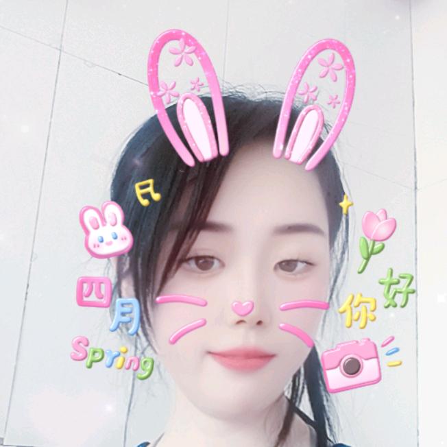 囍欢唱歌的莉丽