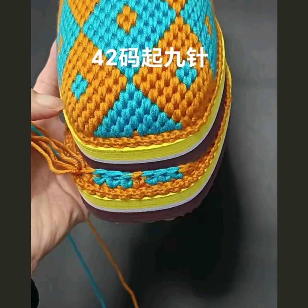 ☞( 爱听歌的 ☁️云儿)╭☞