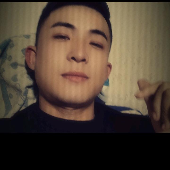 初七(楼房子人)