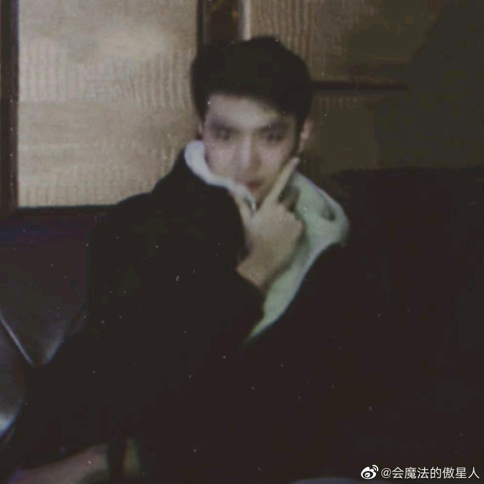 会魔法的傲星人