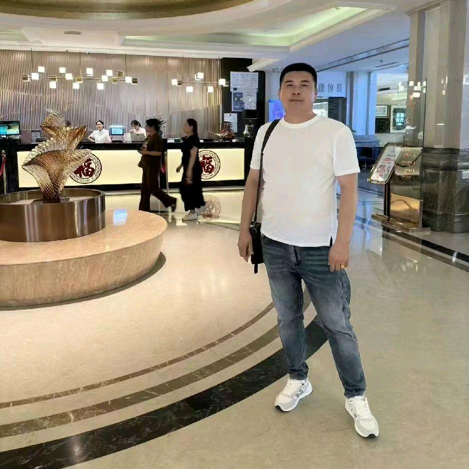 国辉窗帘布艺店-飞哥