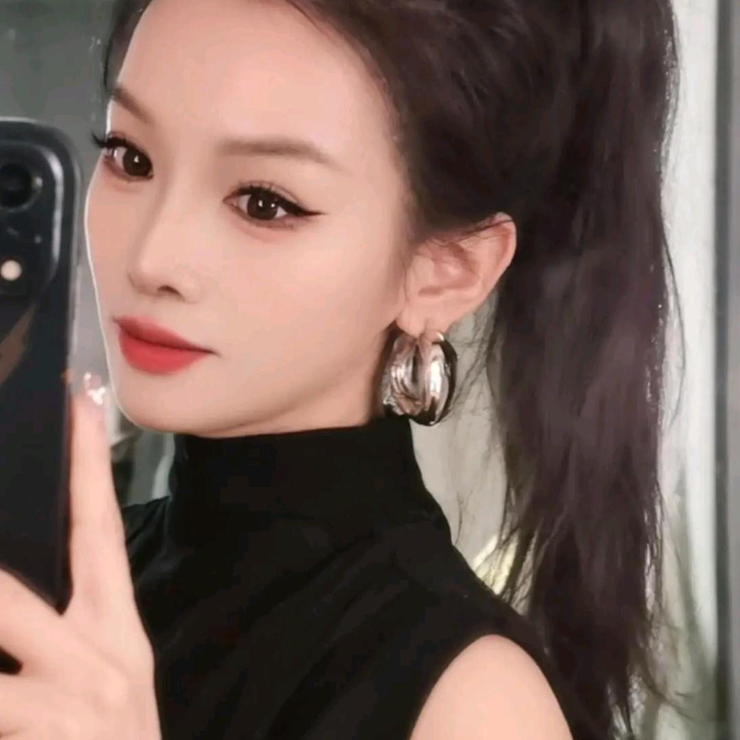 🌻时来运转🍎