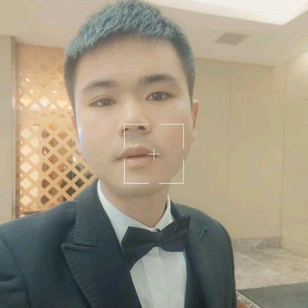 阿强定制绣工作室