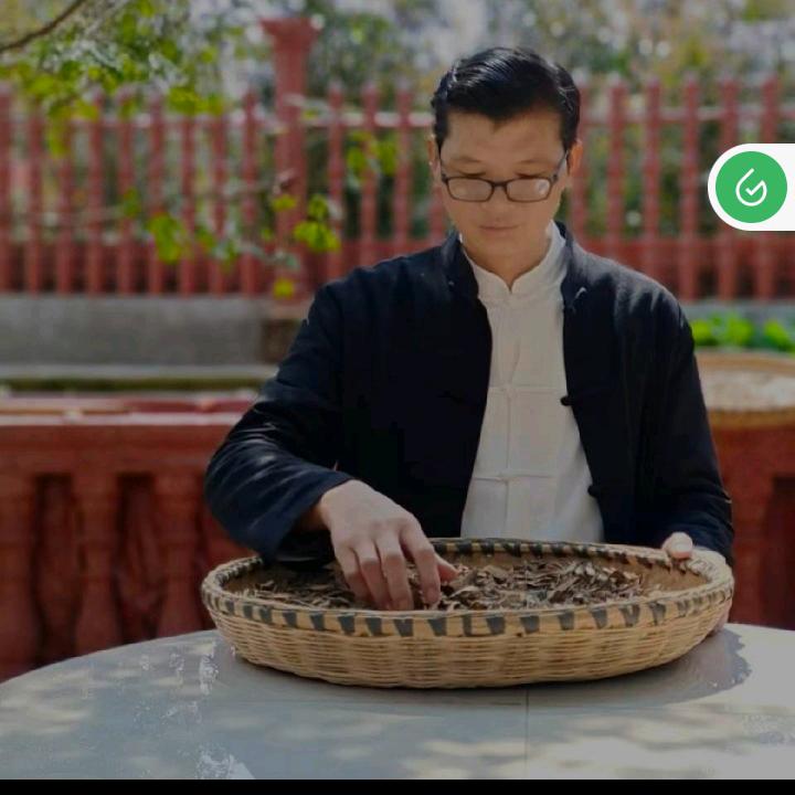 瞿胡护骨
