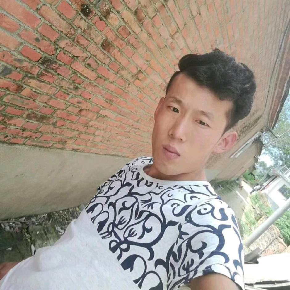 王小彬