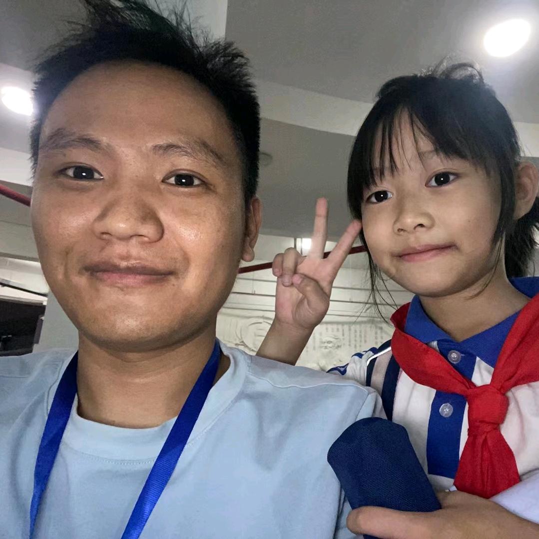 体育老师学画画