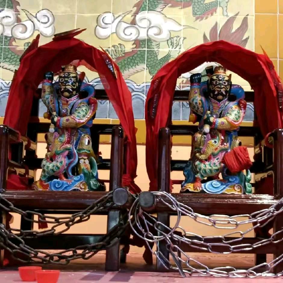 海囗，小邓说车