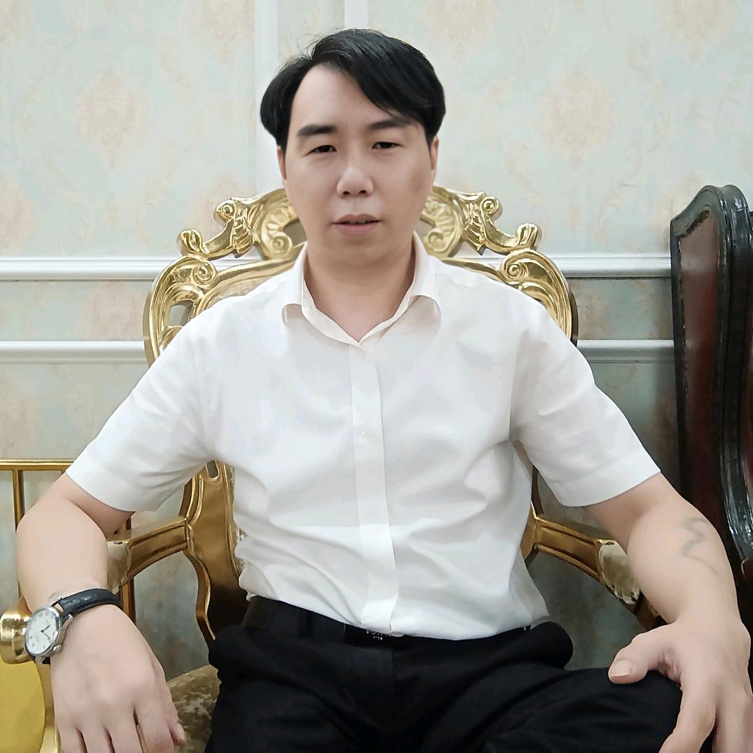 能崛锂电杨生