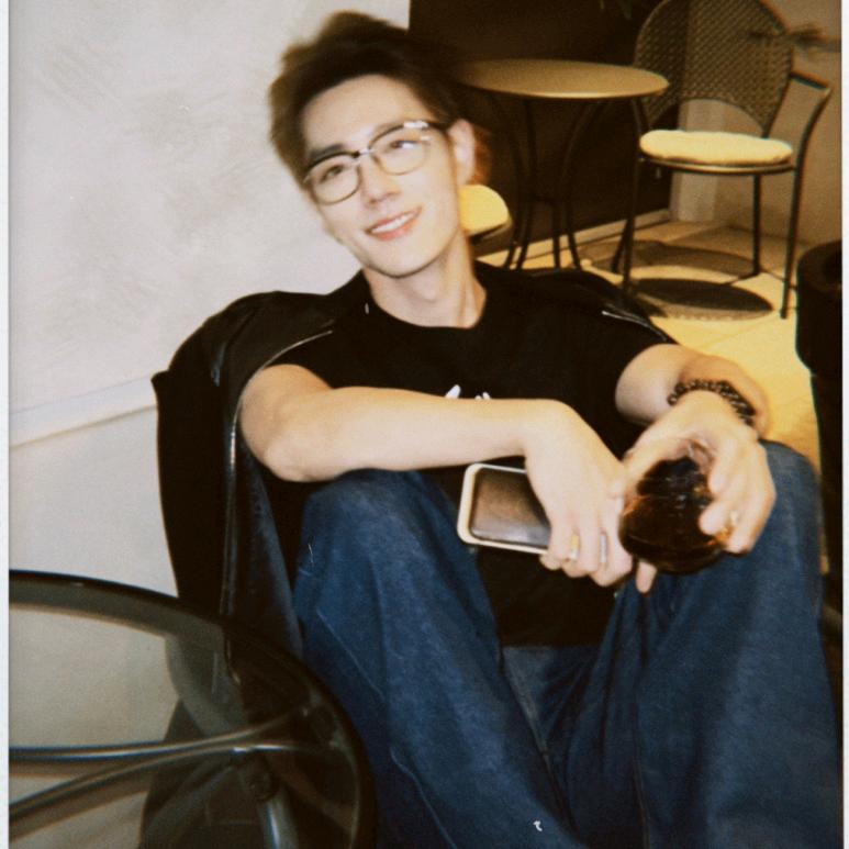 削铅笔的小橙子