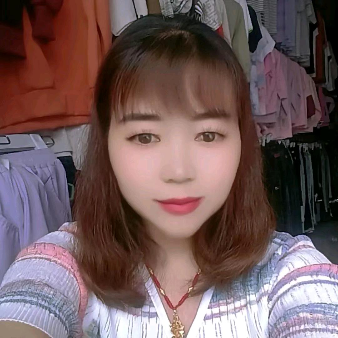 小朱姐每晚9点10分开播