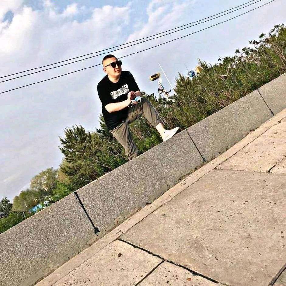 Mr   wang