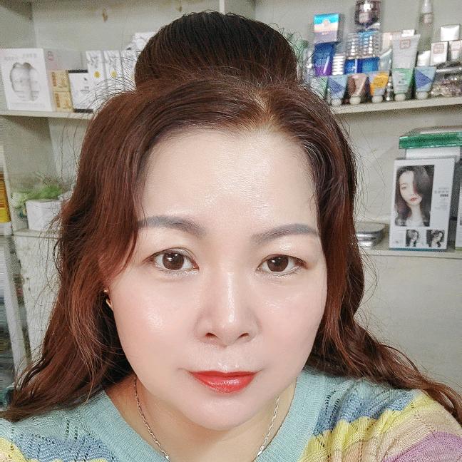 英英美发屋