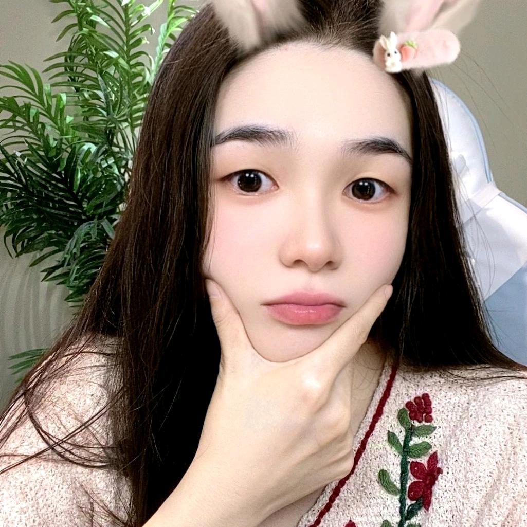 爱笑的馨馨