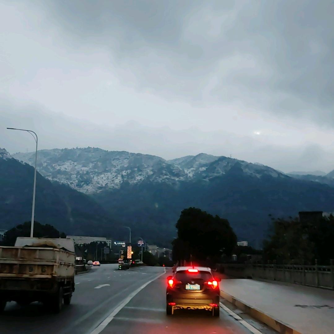 雪山