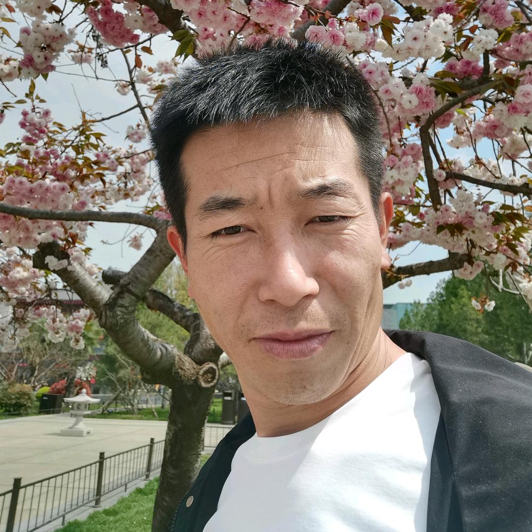 兵哥专业套窑洞俢砖葬