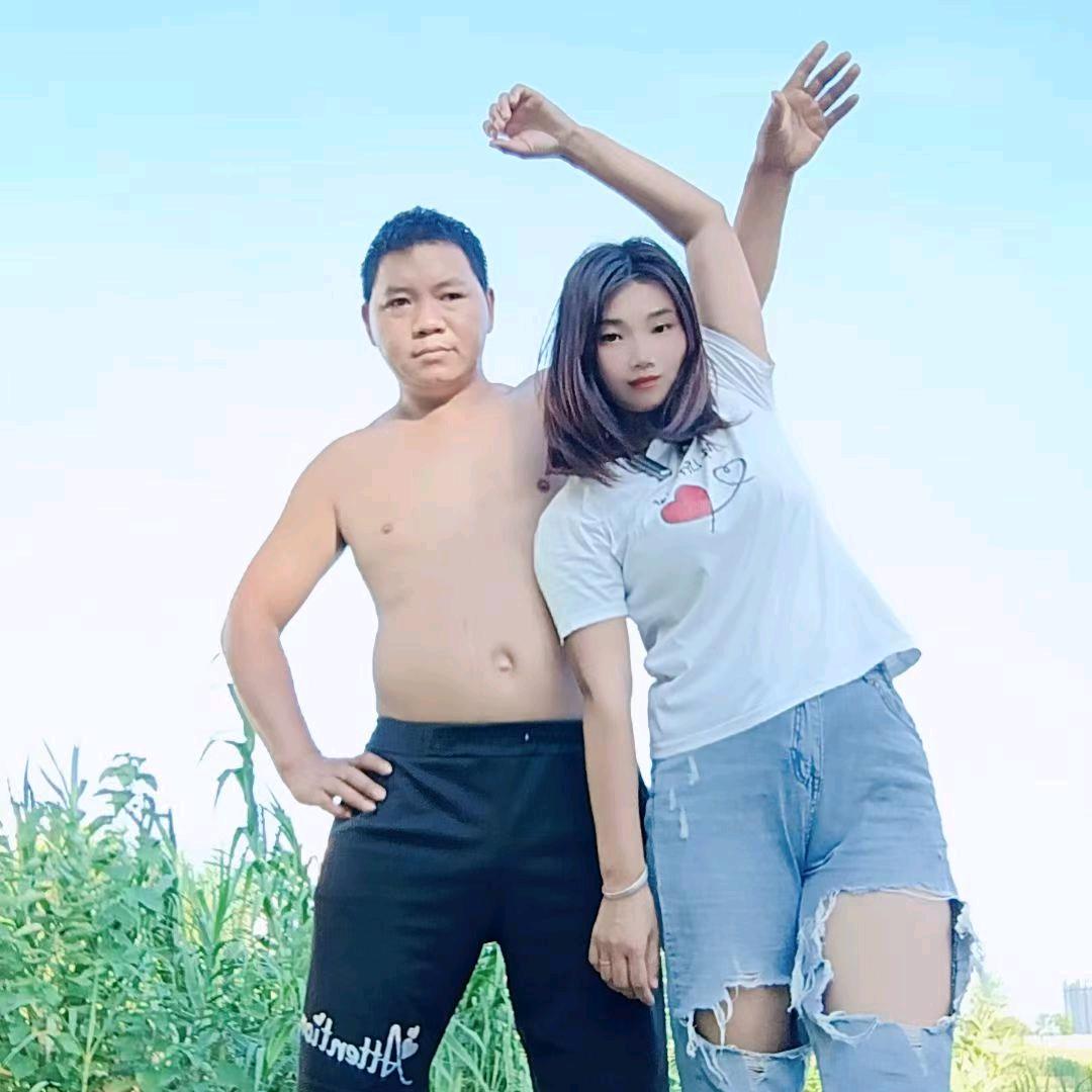 强哥，郑想收拾你。