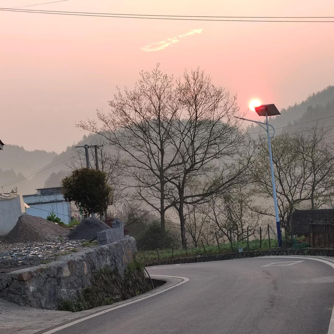 A红色二八冯教练