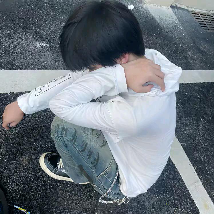 彡年秋