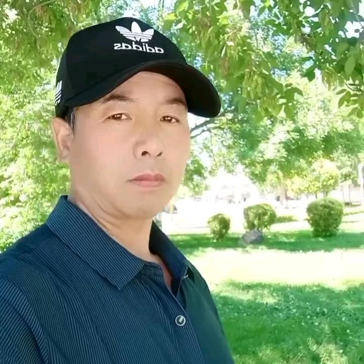 龙游天下，我是一个单亲爸爸。