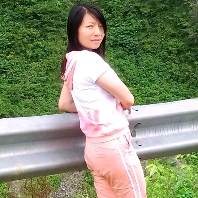 涟源市水云间服装店