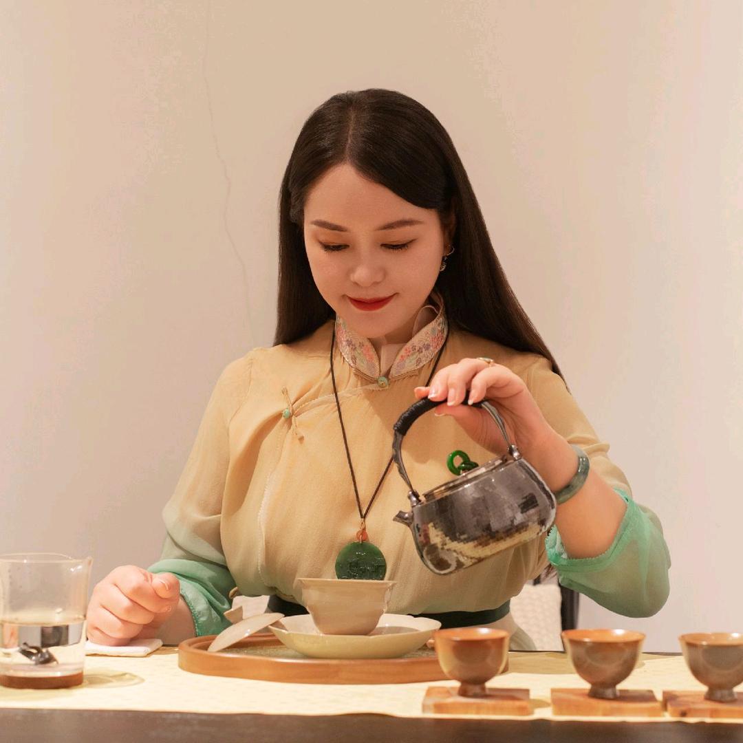 万县茶馆创始人小米姐