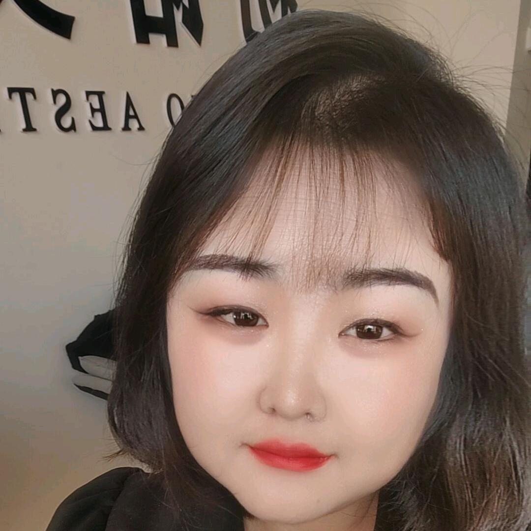 化妆纹绣晓慧