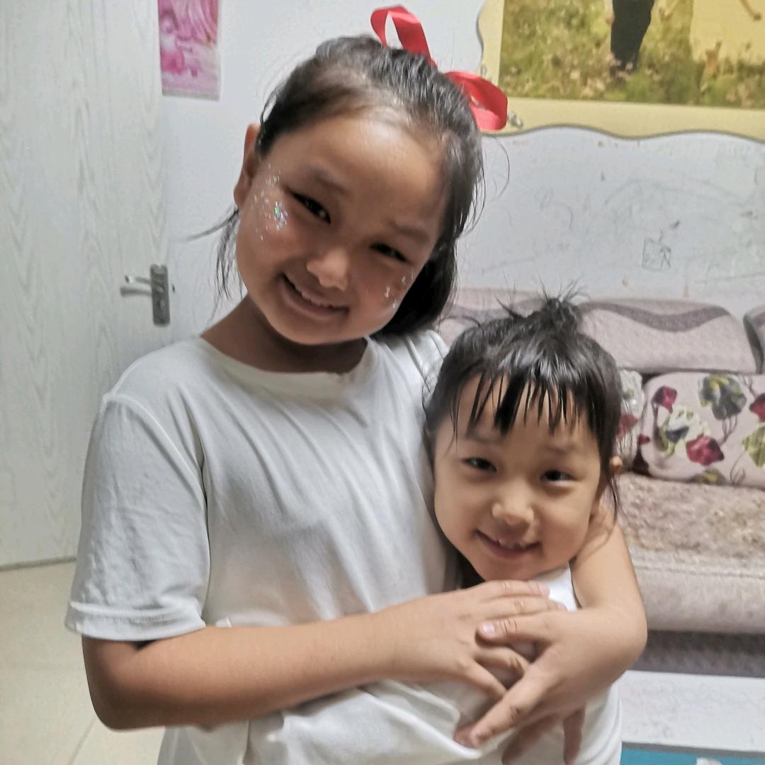 漂亮姐妹花🌸