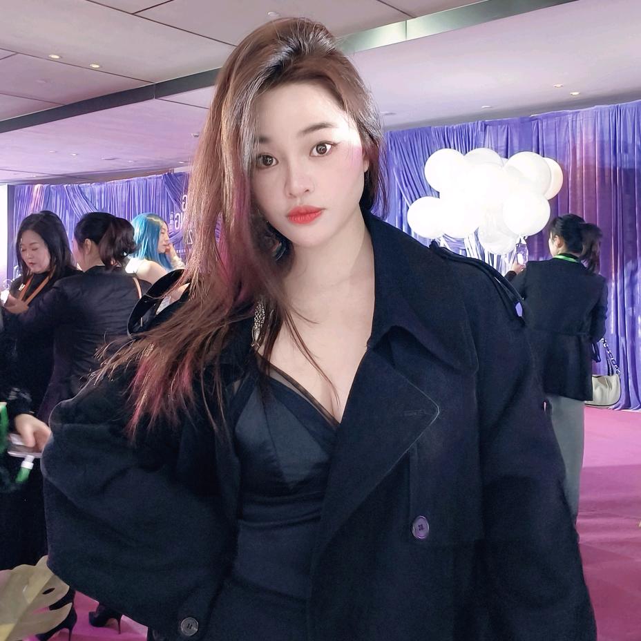 婉儿♡名护即刻瘦♡妍资肌美肤♡