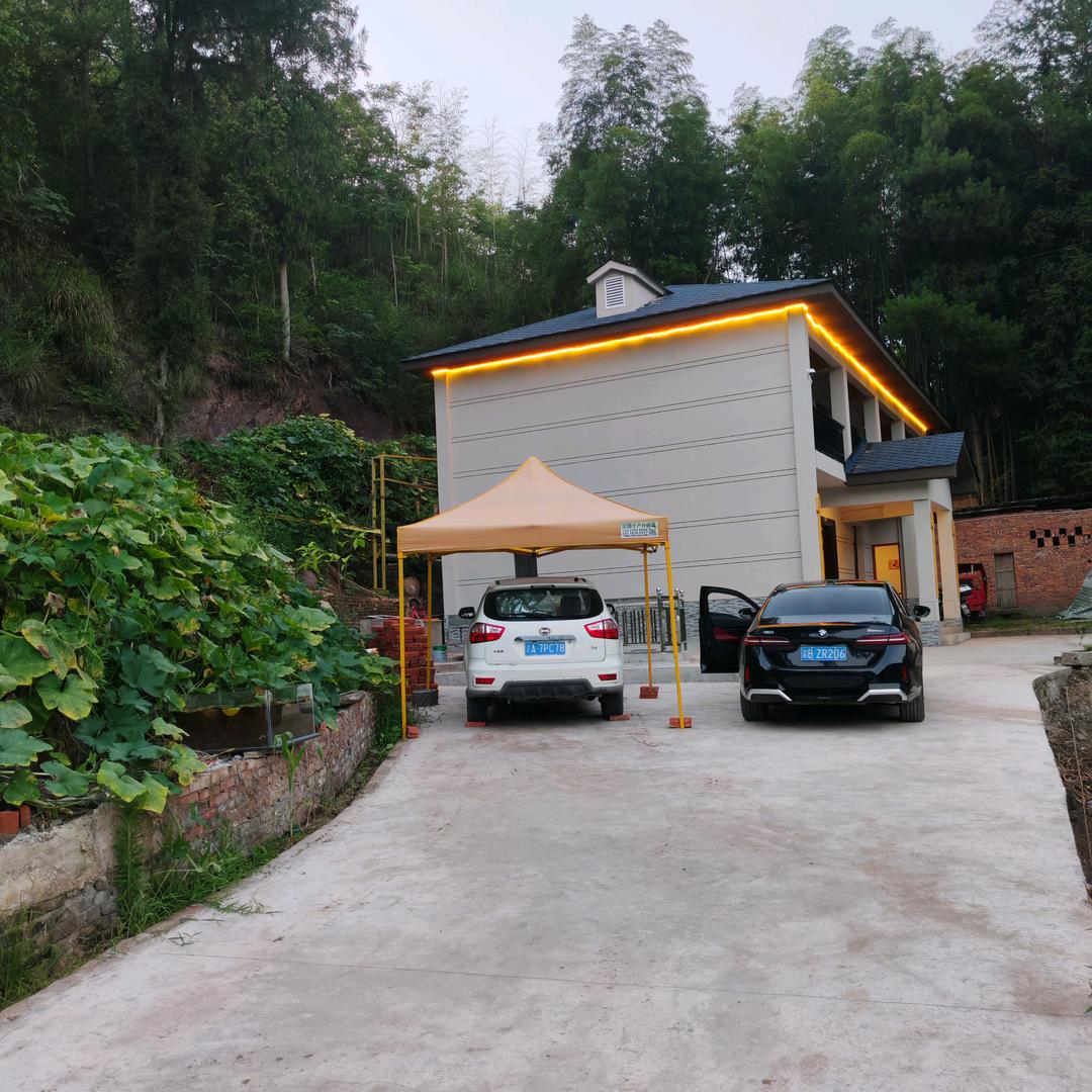德满福建材
