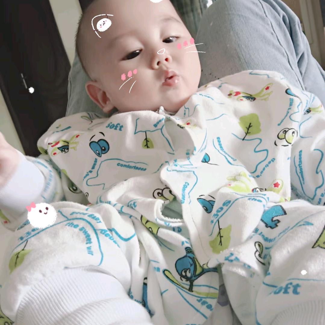 开心的宝呗😘😘😚